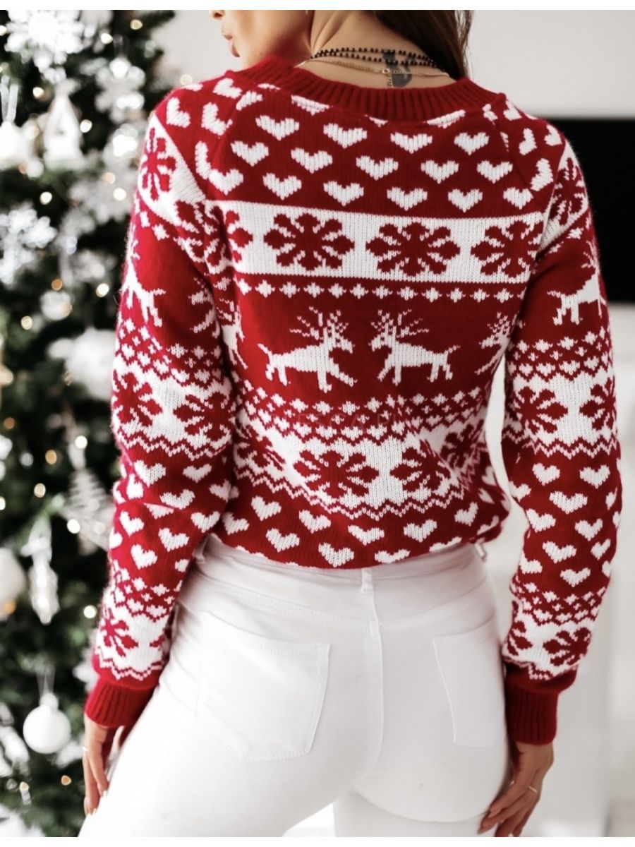 Новогодний вязаный свитер
